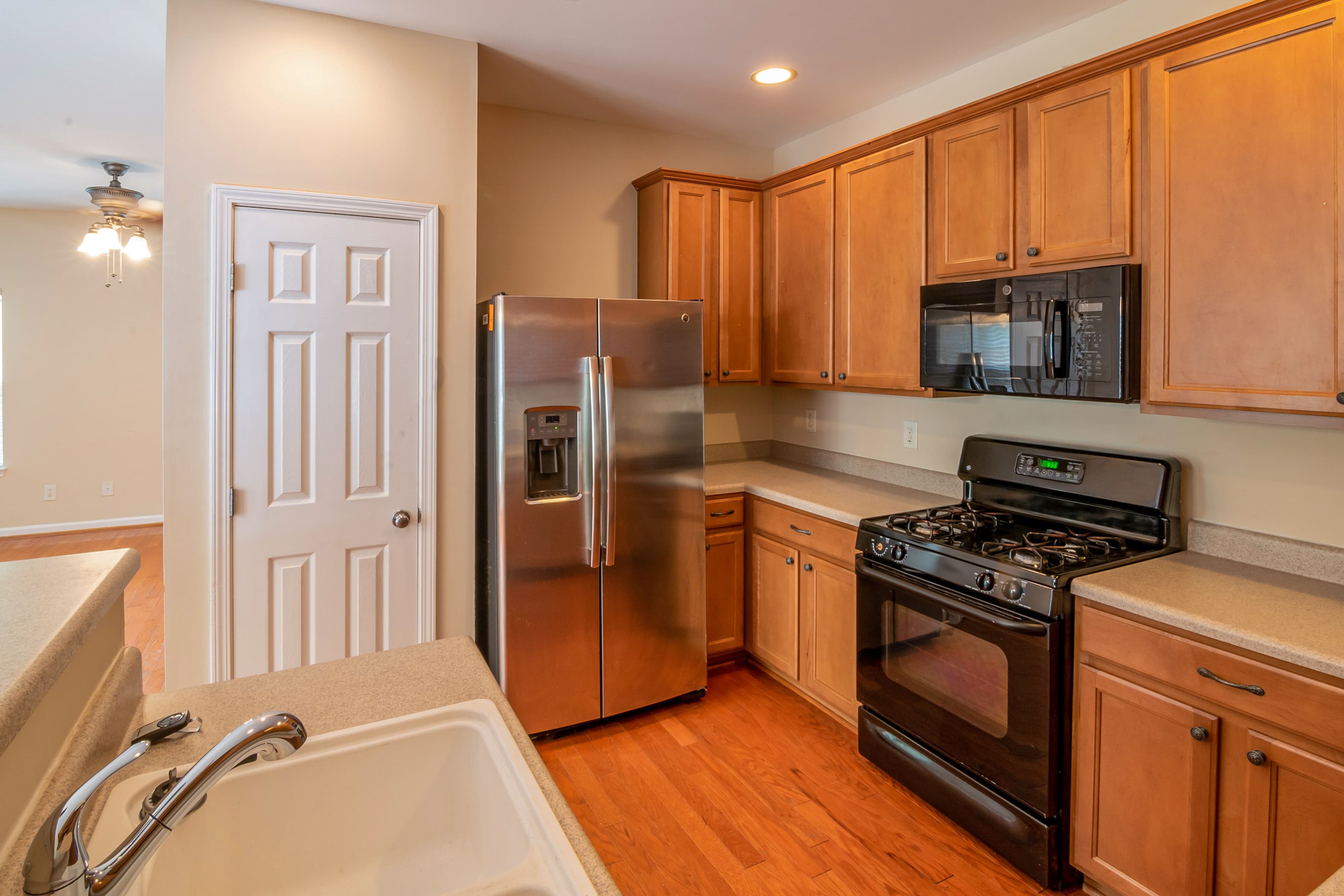 Timber Serenity Kitchen gallery 17